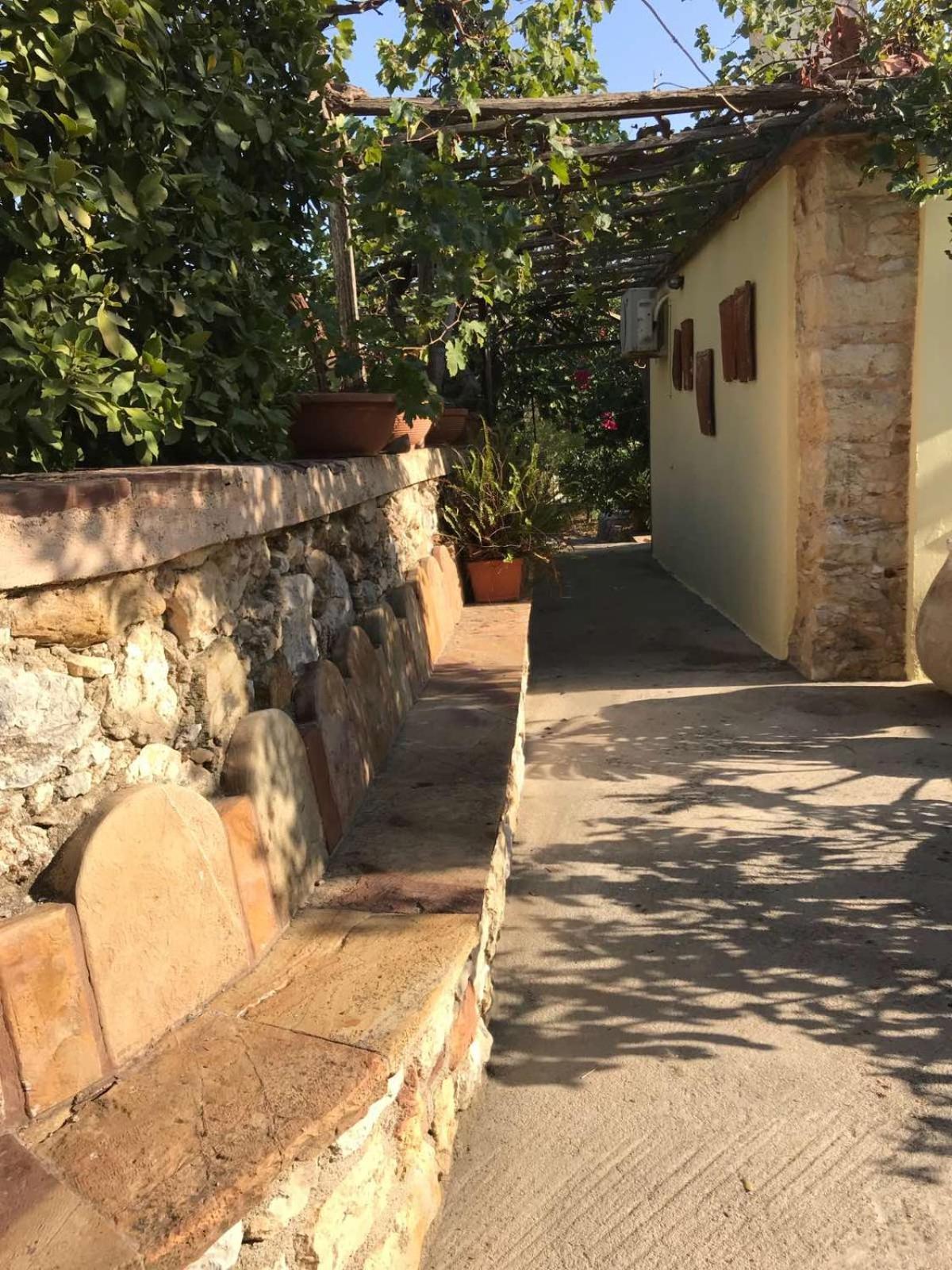 πέτρινο αρχοντικό, χίος * Vrontádos