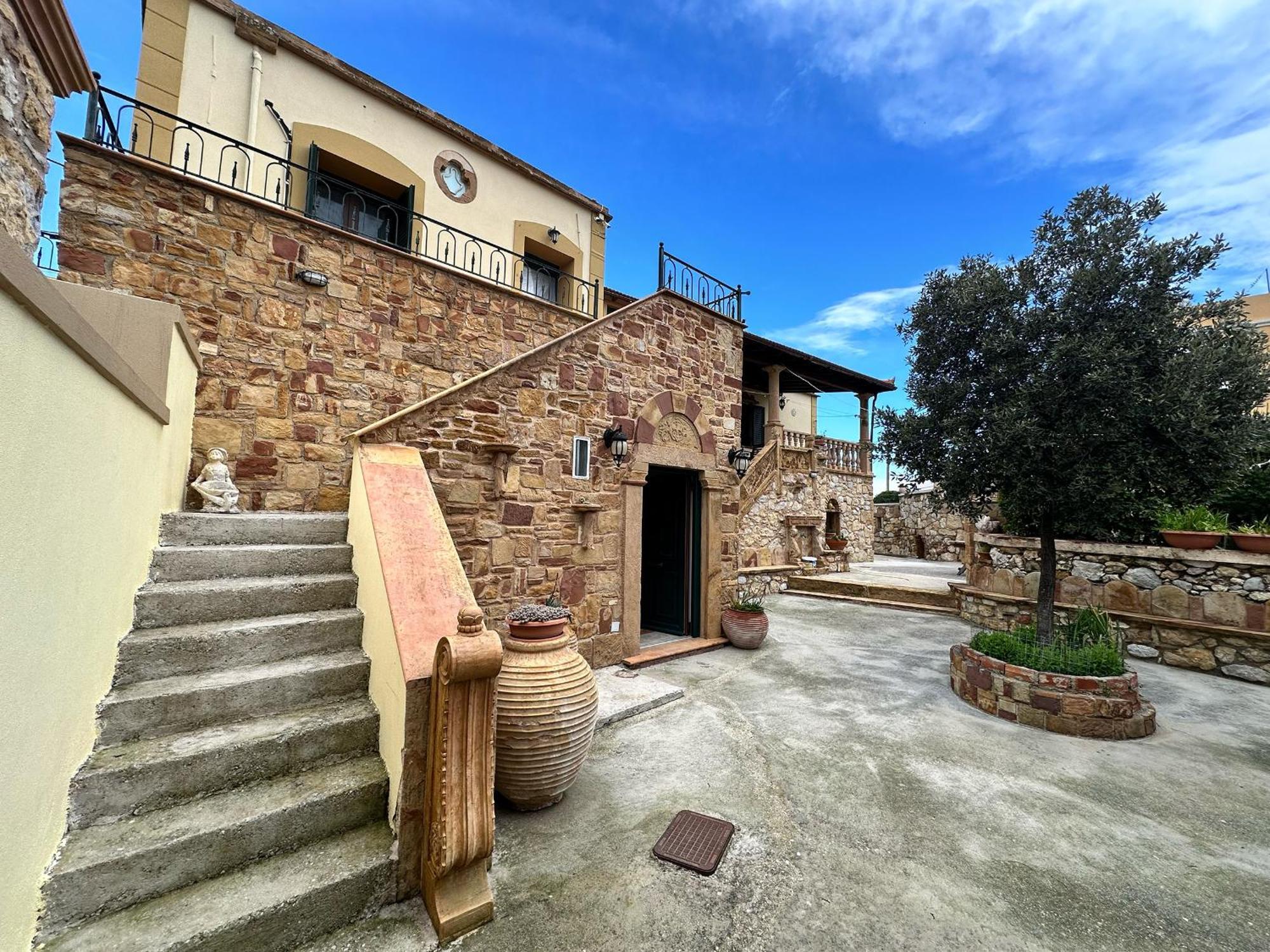 Ferienhaus πέτρινο αρχοντικό, χίος Vrontádos